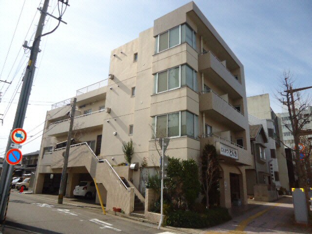 アーバンハウス白山の物件外観写真