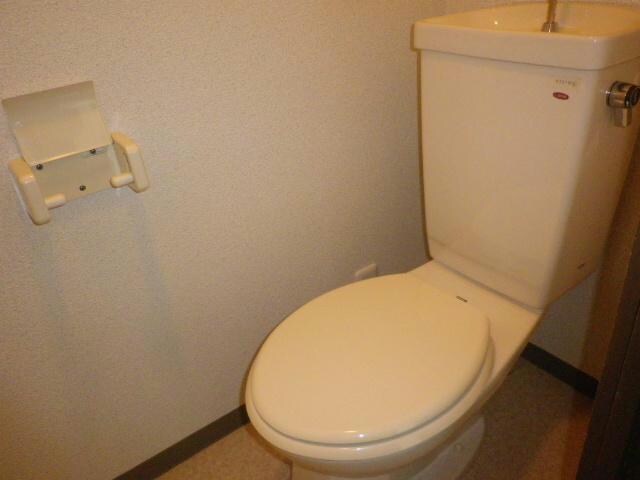 イズミサンリバー川岸の物件内観写真