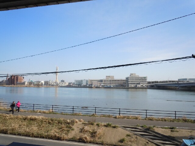 イズミサンリバー川岸の物件内観写真