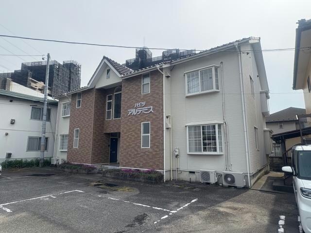 ハイツアルテミスの物件外観写真