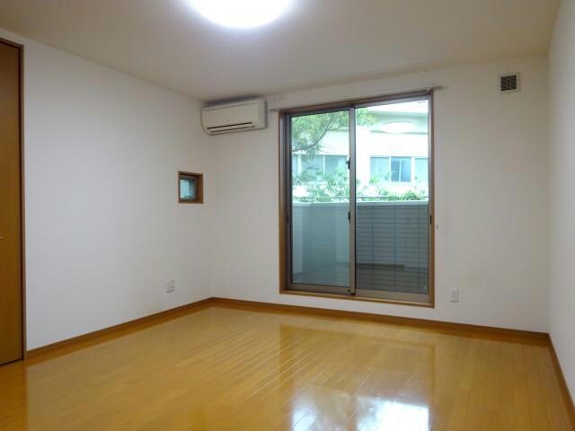 コンフォートプレイスの物件内観写真