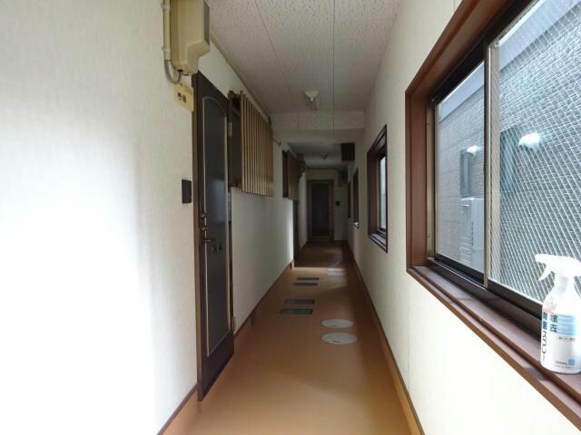 コーポフルールの物件外観写真