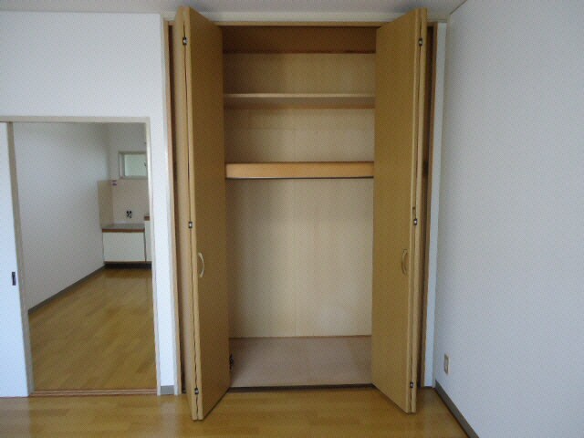 フェニックス学校町の物件内観写真