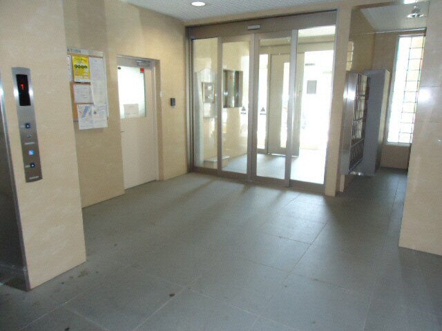 フェリシア柳都の物件外観写真