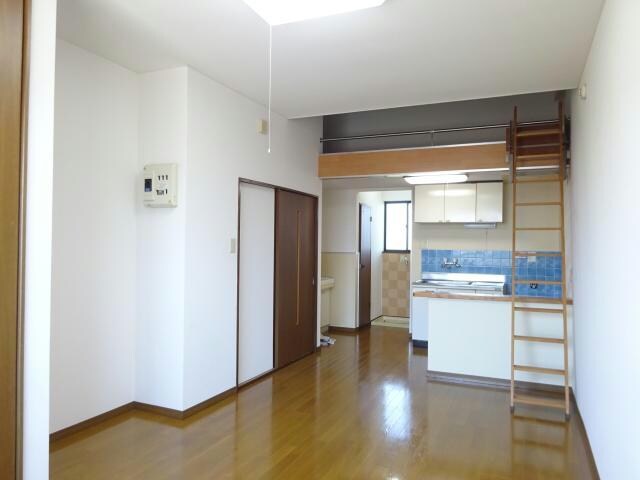 ロイヤルパレス峰の物件内観写真