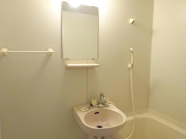 ハイマート関屋田町の物件内観写真