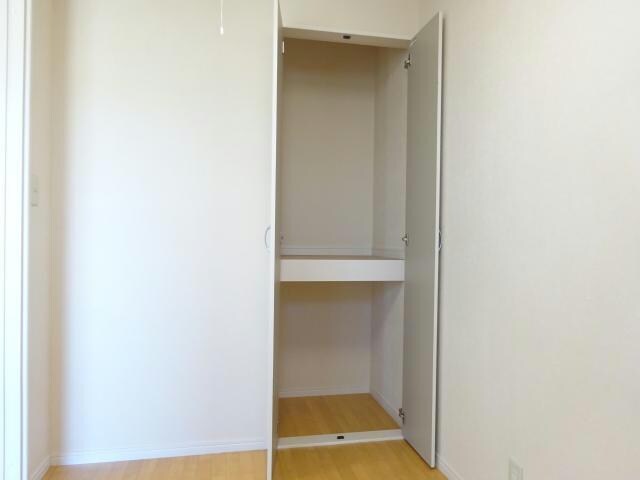 フローリアン松波の物件内観写真