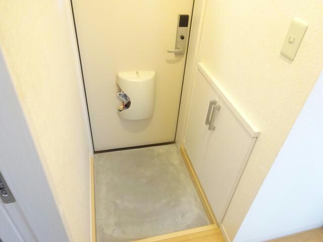 フローリアン松波の物件内観写真