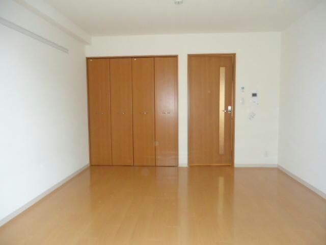 グレイスハイツ東中通タワーの物件内観写真