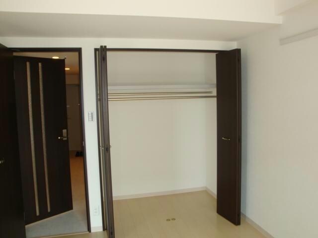 グレイスハイツ東中通タワーの物件内観写真