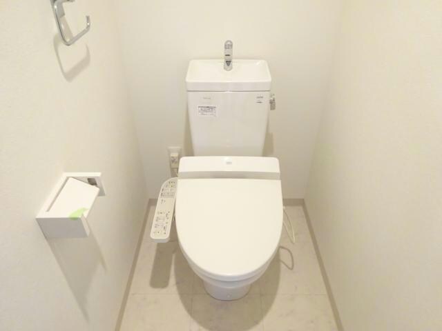 グレイスハイツ東中通タワーの物件内観写真