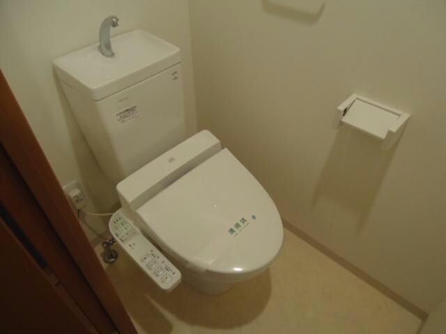 グレイスハイツ東中通タワーの物件内観写真