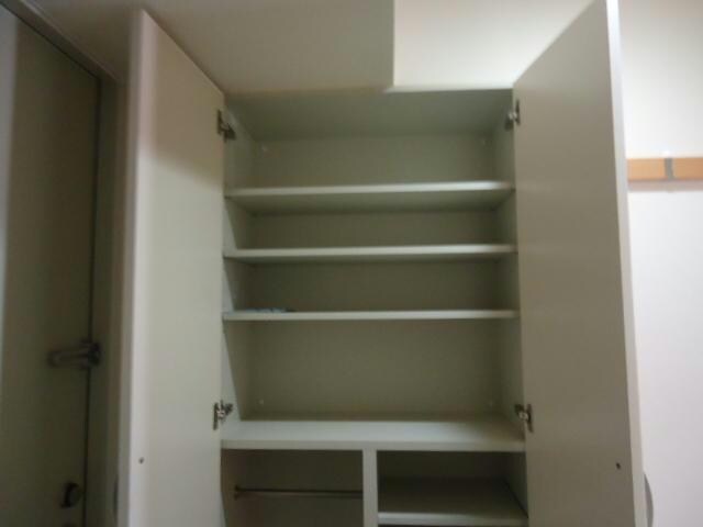 グレイスハイツ東中通タワーの物件内観写真