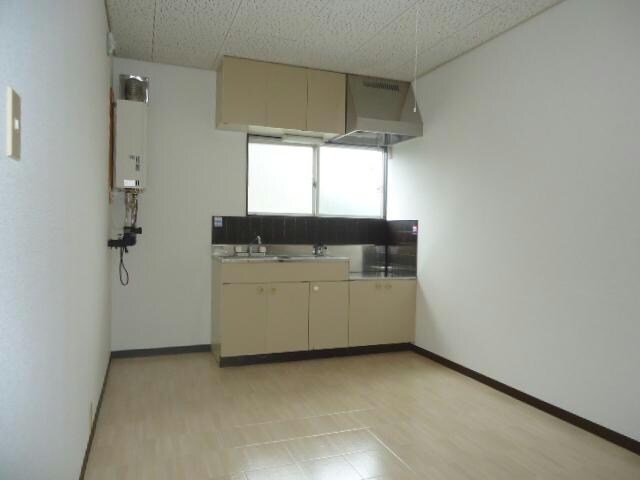 メゾン・ヴェルデュールの物件内観写真