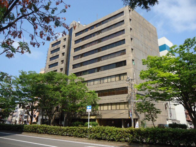 ロイヤル礎の物件外観写真