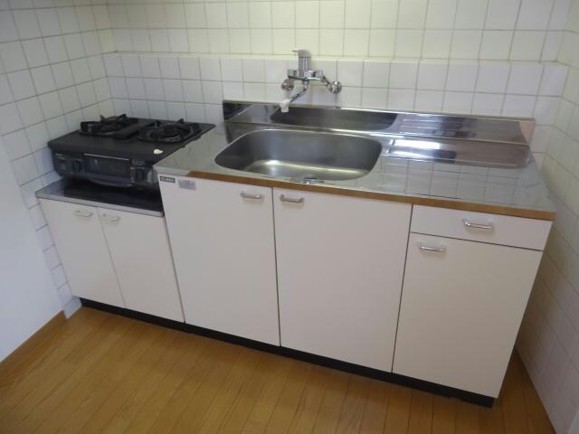 ロイヤル礎の物件内観写真