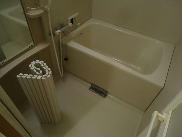 ロイヤル礎の物件内観写真