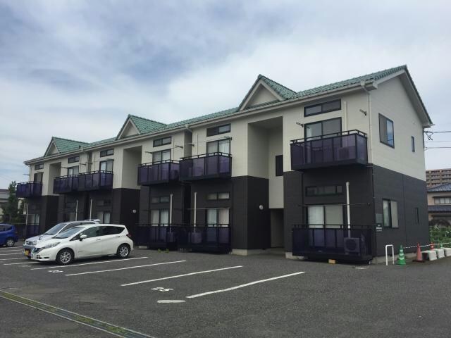 グリーンヒル近江の物件外観写真