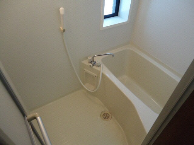 グリーンヒル近江の物件内観写真