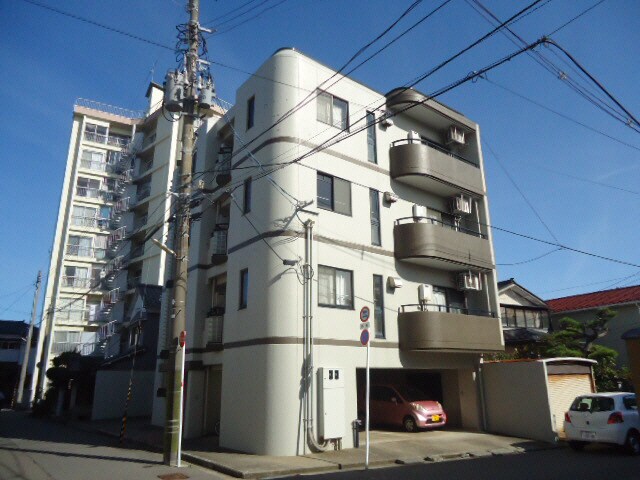 プロシード東大畑の物件外観写真