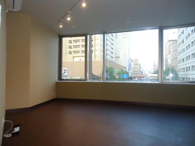 ヨリーナフローの物件内観写真