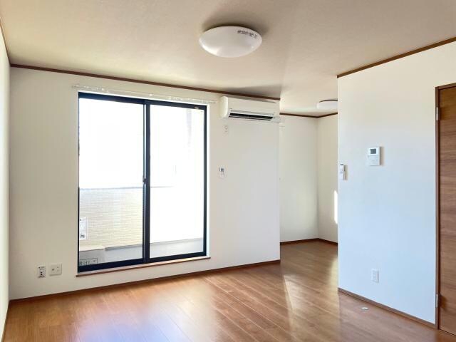 メゾンT・S学校町の物件内観写真