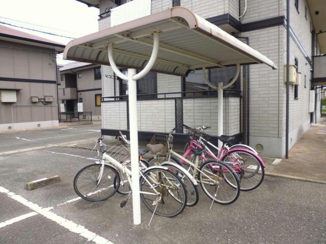 ネオコーポリラの物件外観写真