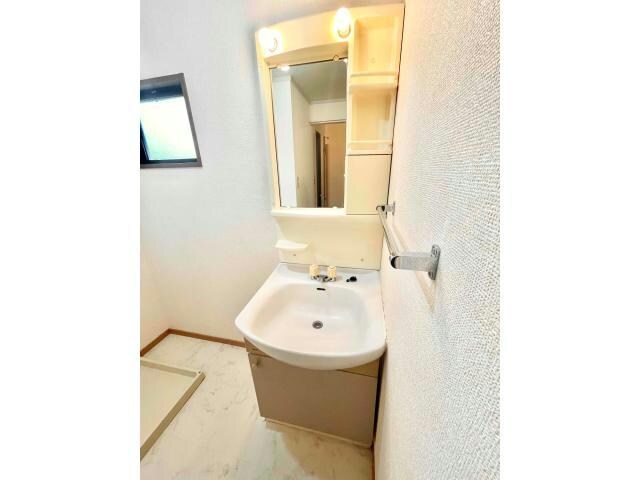 ネオコーポリラの物件内観写真