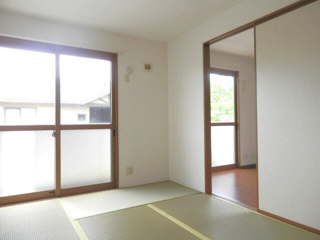 アズール若楠の物件内観写真