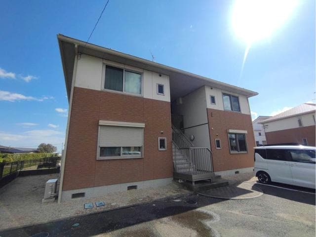 カーサ・ラピスの物件外観写真