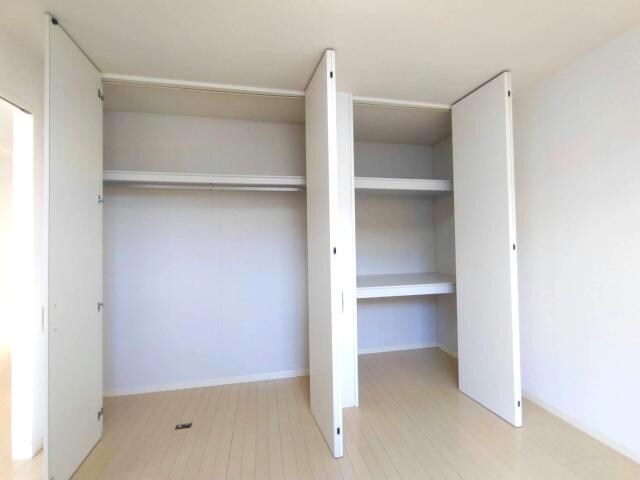 カーサ・ラピスの物件内観写真