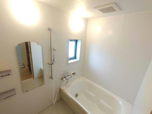 カーサ・ラピスの物件内観写真