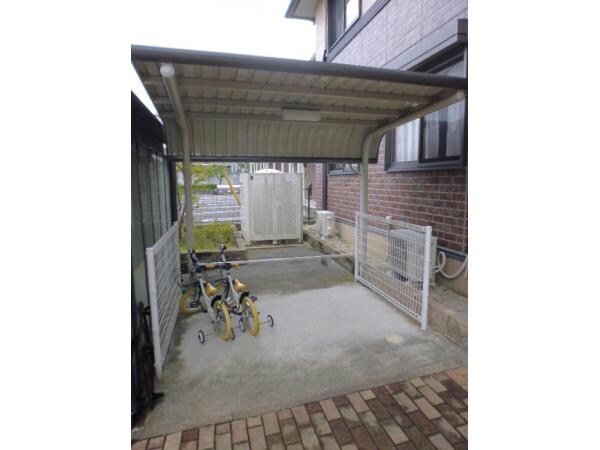 シンセリティ八戸溝の物件外観写真