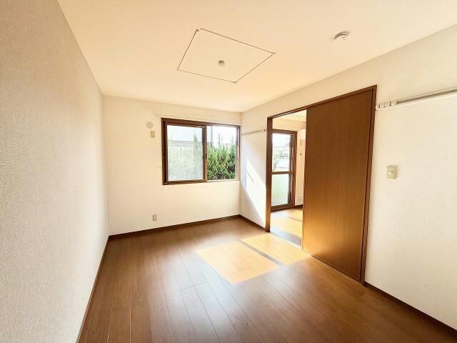 シンセリティ八戸溝の物件内観写真