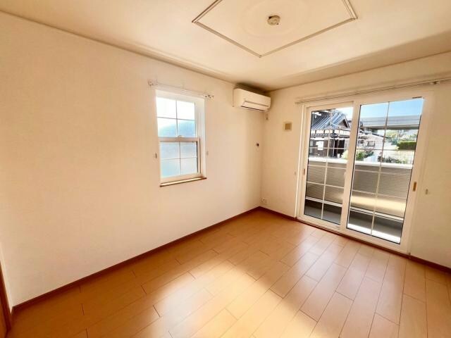 シャトーフレイズの物件内観写真