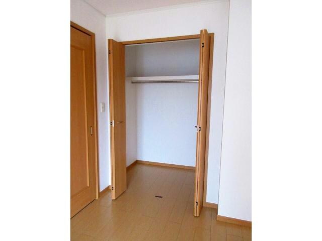 シャトーフレイズの物件内観写真