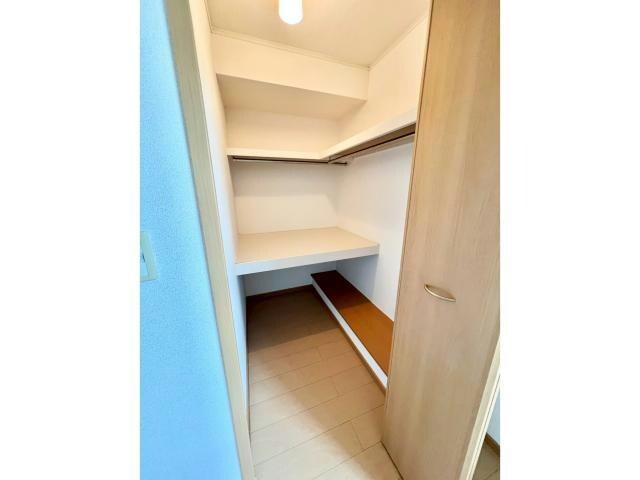 シャトーフレイズの物件内観写真