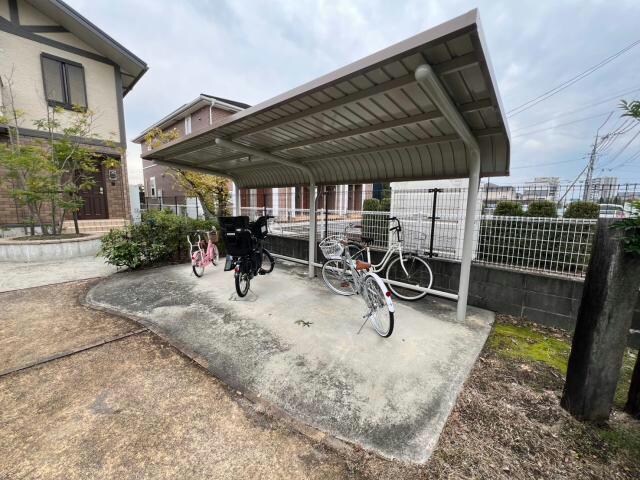 コムーラ・フロントの物件外観写真