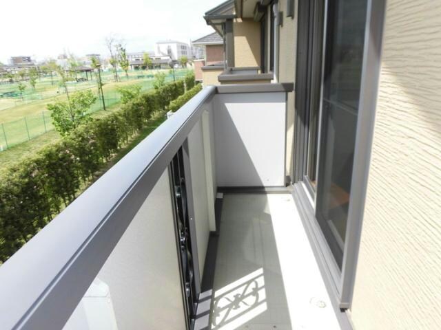 コムーラ・フロントの物件内観写真