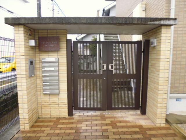 ヴィラージュ天祐館の物件外観写真