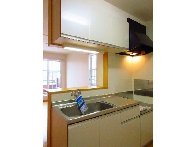 エレガンシア新郷Ⅰの物件内観写真