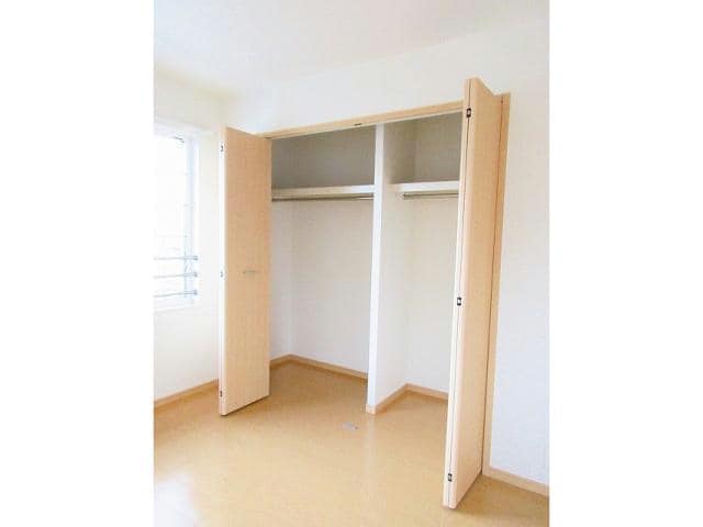 エレガンシア新郷Ⅰの物件内観写真