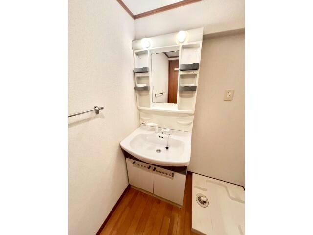 ひまわりマンションの物件内観写真