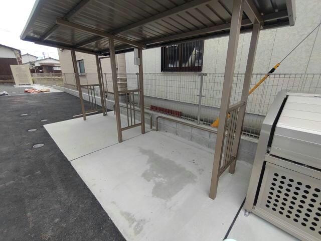 ロイヤルタウン八戸の物件外観写真