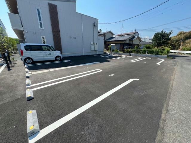 O・フレア　A棟の物件外観写真