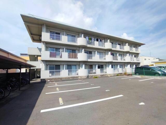 古川マンションの物件外観写真