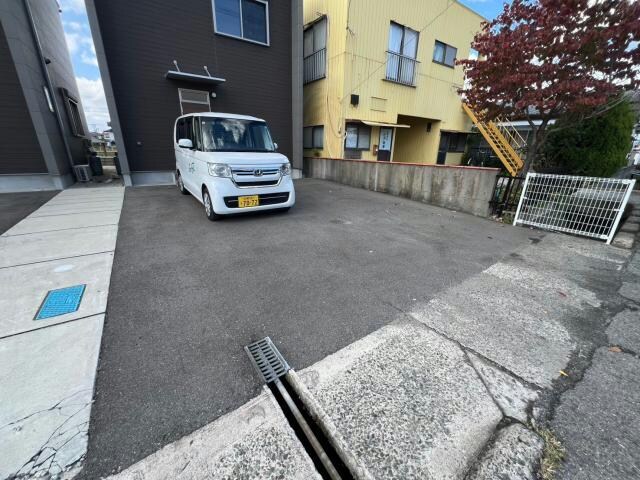 フォレスト若楠の物件外観写真