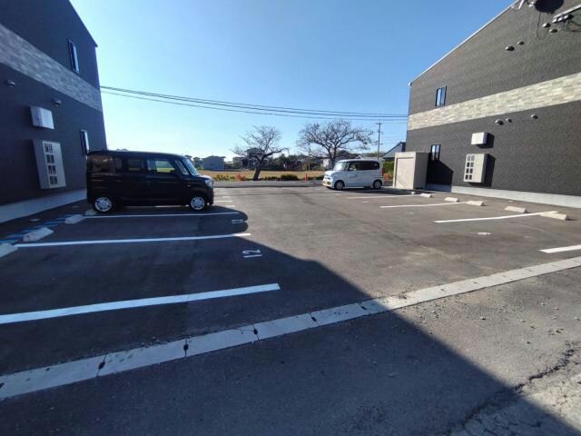 ドルチェ・ヴィータ東与賀　B棟の物件外観写真