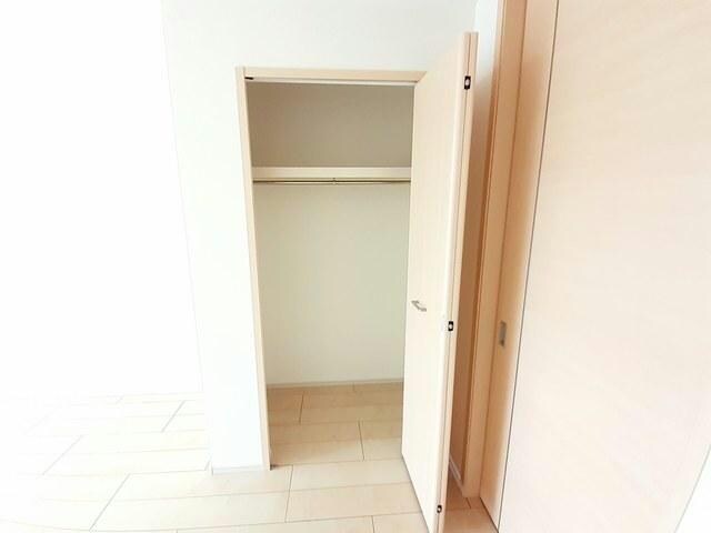 シャルモントゥⅡの物件内観写真