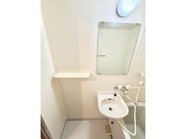 ドミールNABESHIMAの物件内観写真